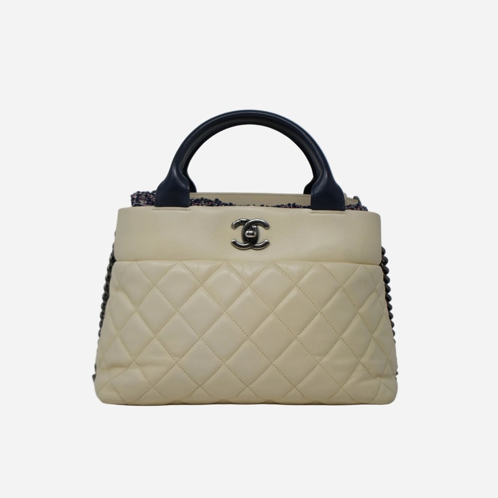 Pre-Owned Chanel Calfskin/Tweed Portobello Tote Bag Small White
